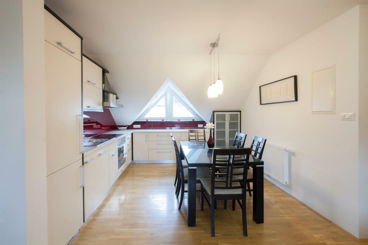 Luxury Apartment Karolina Bled Buitenkant foto