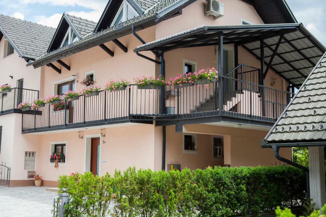 Luxury Apartment Karolina Bled Buitenkant foto